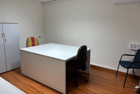 Coworking “Espacios de trabajo” Situado en Avenida Francisco la Roche 41